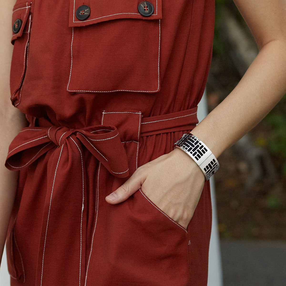 Huế Bangle Obsidian Black
